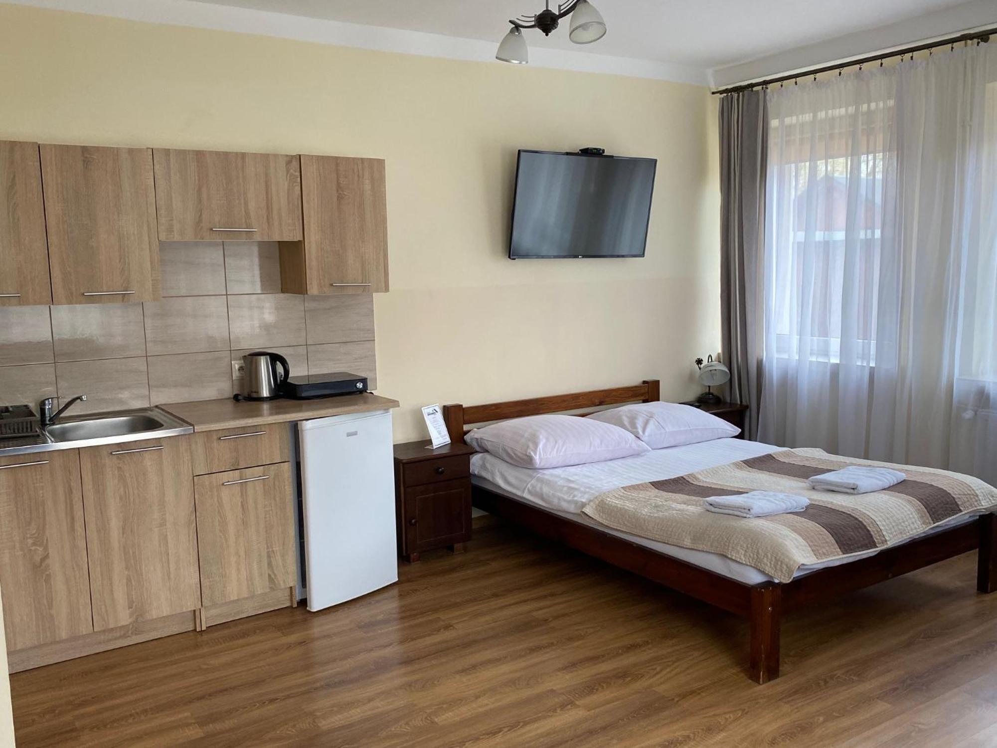 Pokoje Sylwia Z Aneksami Kuchennymi W Kazdym Pokoju Ustroń Exterior foto